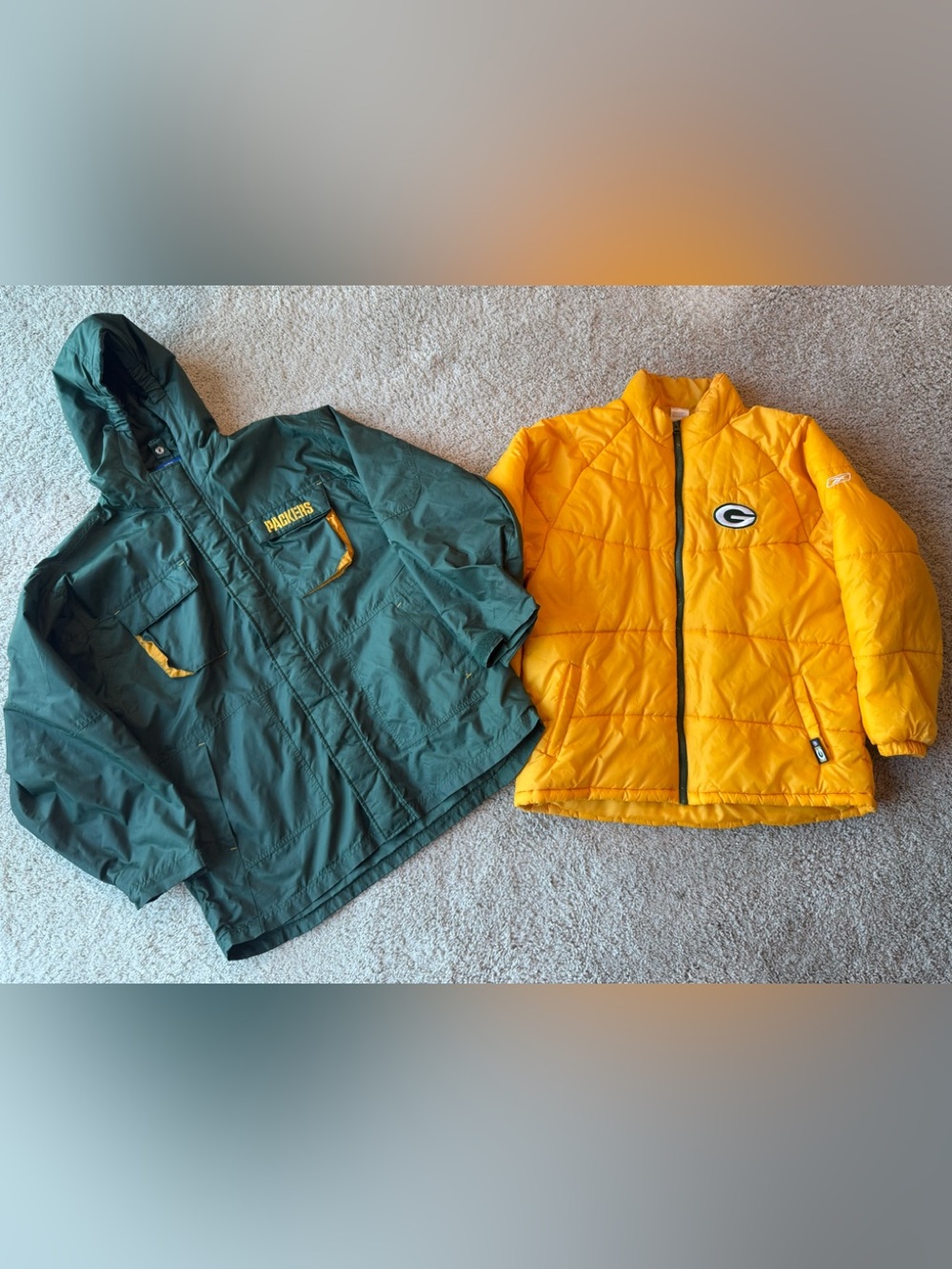 NFL Green Bay Packers 2 in 1 Youth Size 18-20 Jacket As is Green Yellow